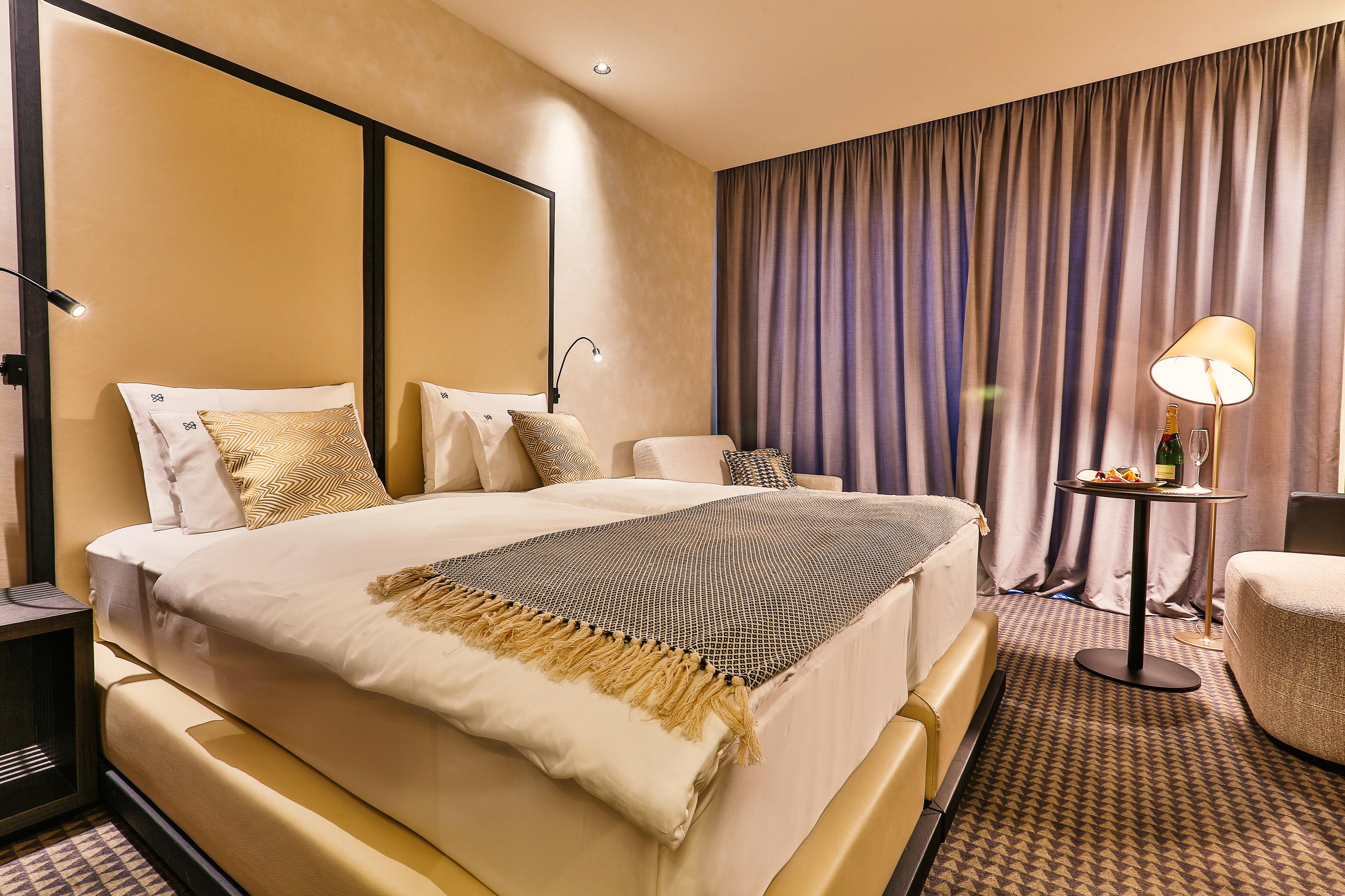 Hotel Kalos Будва Екстер'єр фото